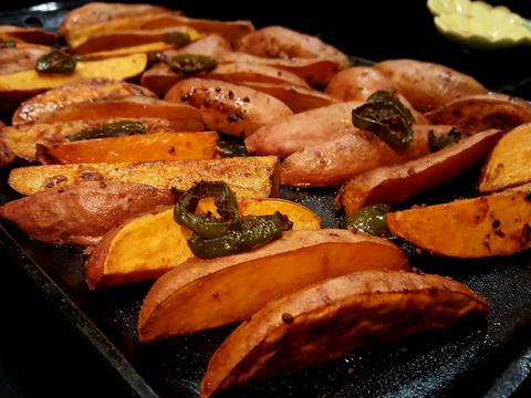 Roasted Jalapeño Molasses Sweet Potatoes