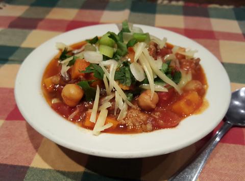 Slow Cooked Chili w/ Sweet Potato, Lentils & Chickpeas